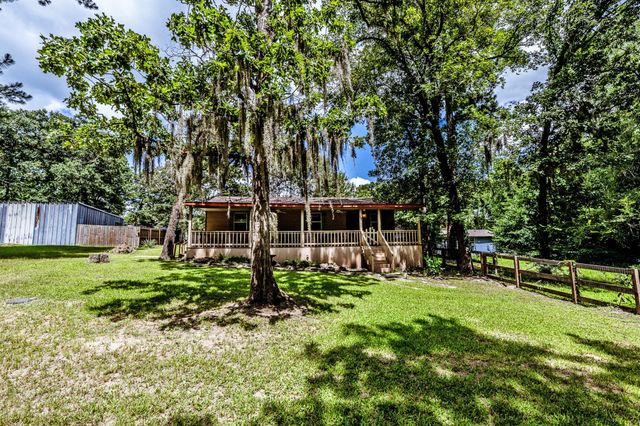 17 Pine Wood Drive, Huntsville, TX 77320