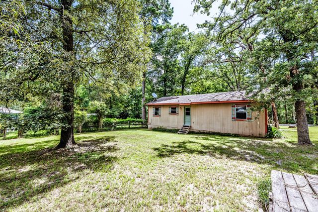 17 Pine Wood Drive, Huntsville, TX 77320