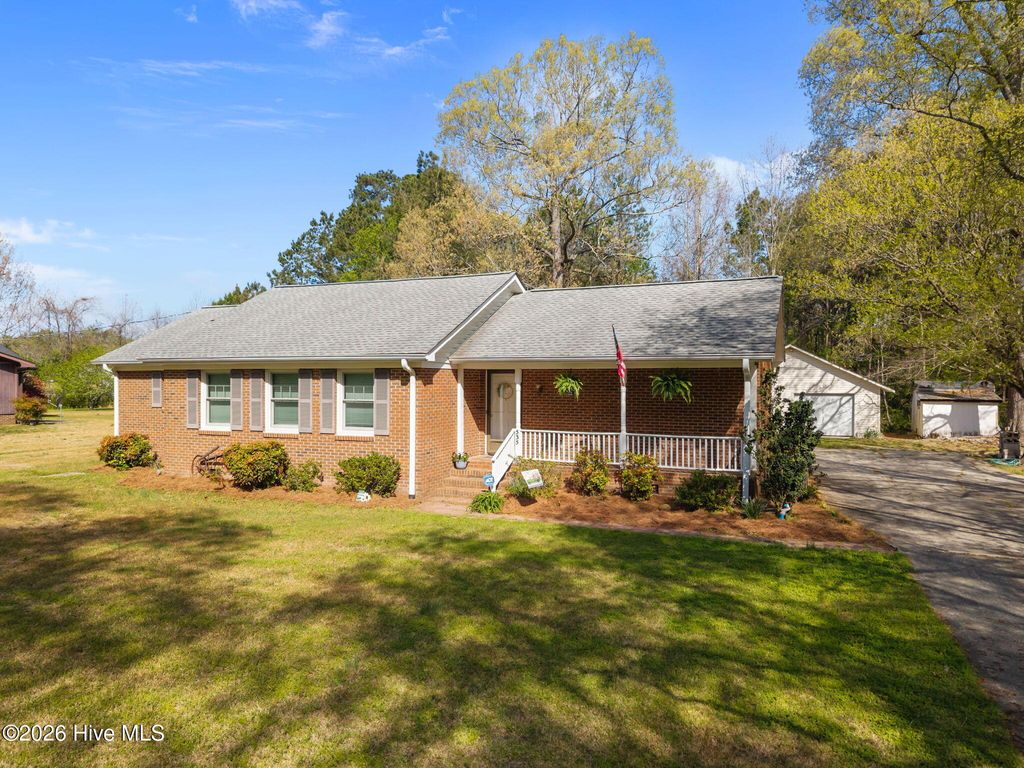 535 Sweet Gum Grove Church Road, Stokes, NC 27884