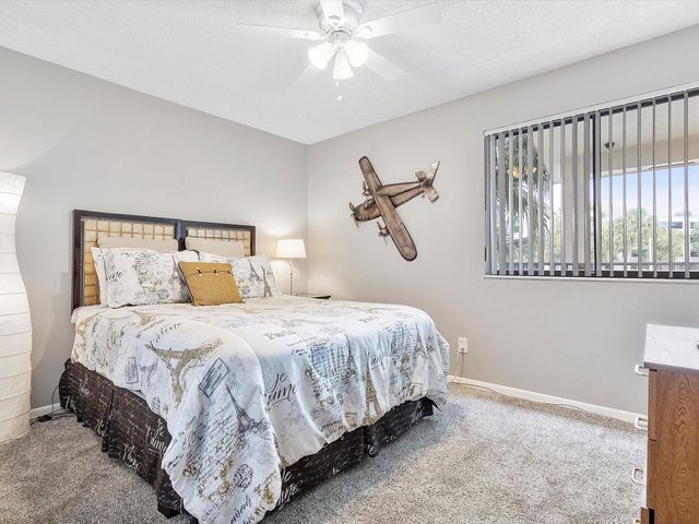 3200 NW 46th Street 203, Oakland Park, FL 33309