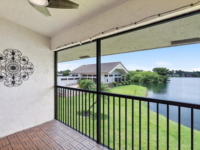 3200 NW 46th Street 203, Oakland Park, FL 33309