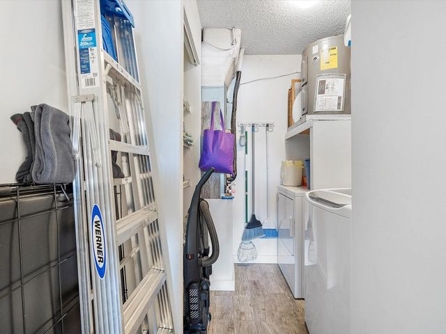 3200 NW 46th Street 203, Oakland Park, FL 33309