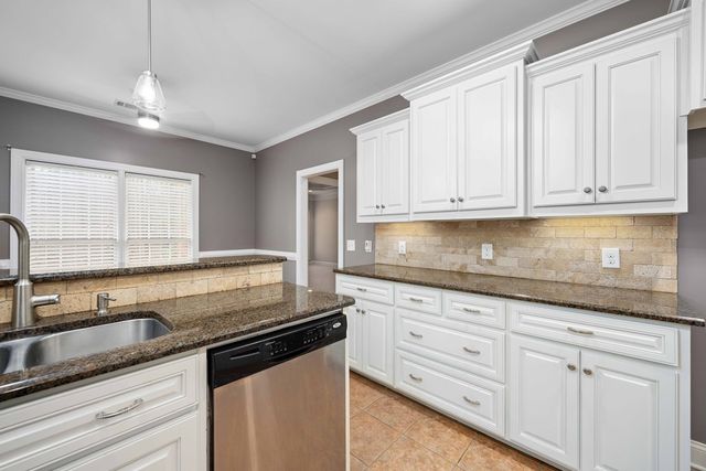 145 Madison Way, Ellerslie, GA 31807