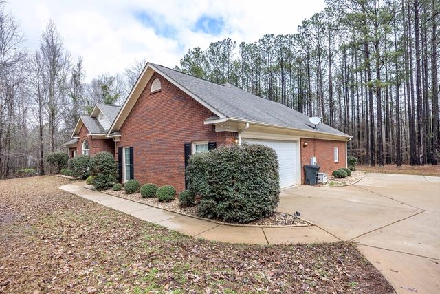 145 Madison Way, Ellerslie, GA 31807