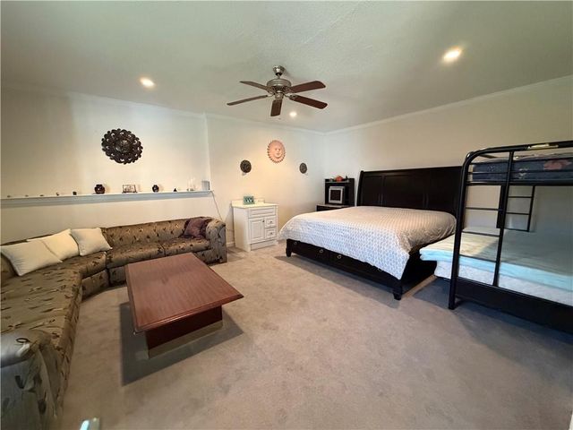 2572 Pembrooke Way, Lawrenceville, GA 30044