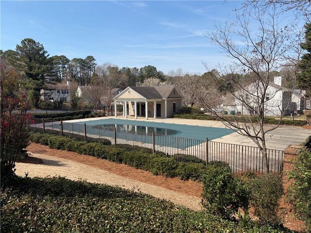 2572 Pembrooke Way, Lawrenceville, GA 30044