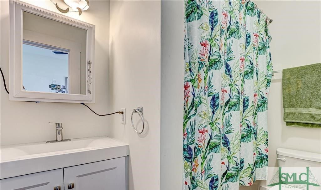 Image 8 of property listing at 1313 Whitaker Street, Savannah, GA 31401