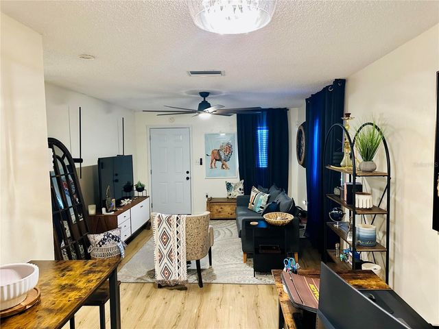 1802 W HOUSE STREET, Plant City, FL 33563