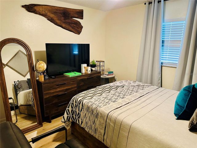 1802 W HOUSE STREET, Plant City, FL 33563