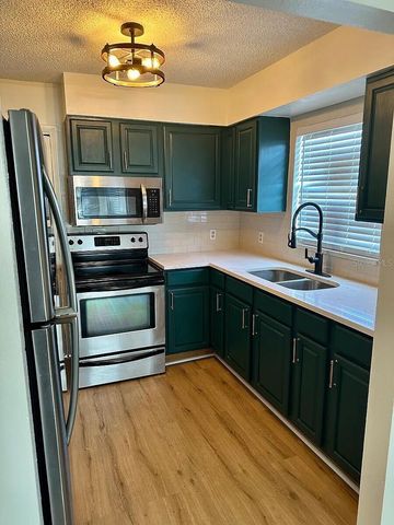 1802 W HOUSE STREET, Plant City, FL 33563