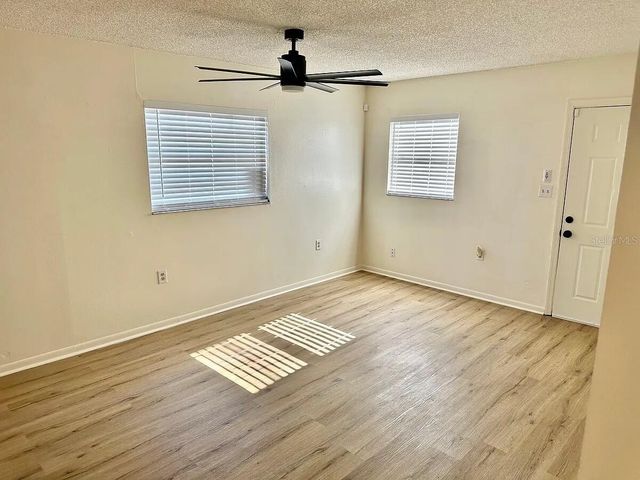 1802 W HOUSE STREET, Plant City, FL 33563