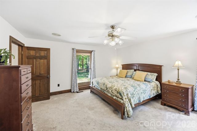 2840 Sparrow Springs Road, Gastonia, NC 28052