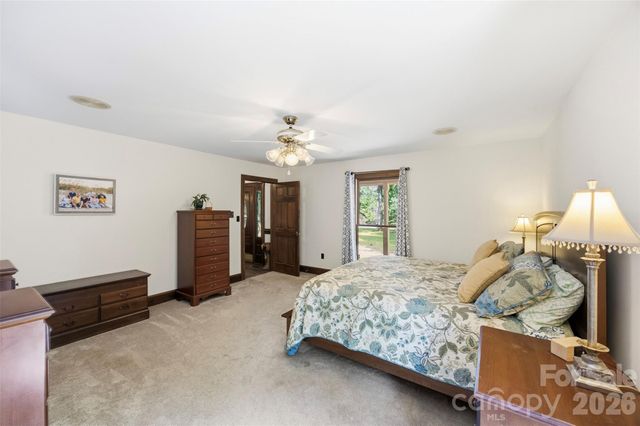2840 Sparrow Springs Road, Gastonia, NC 28052