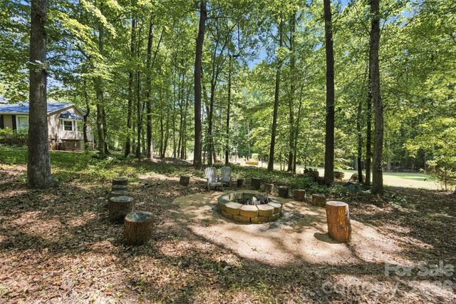 2840 Sparrow Springs Road, Gastonia, NC 28052