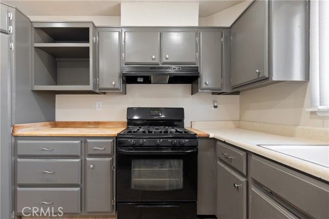 18742 Vine Street, Hesperia, CA 92345