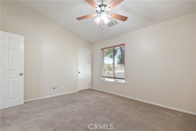 18742 Vine Street, Hesperia, CA 92345