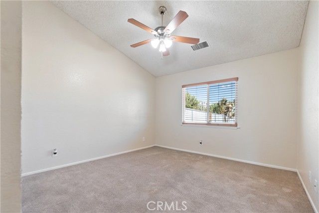 18742 Vine Street, Hesperia, CA 92345