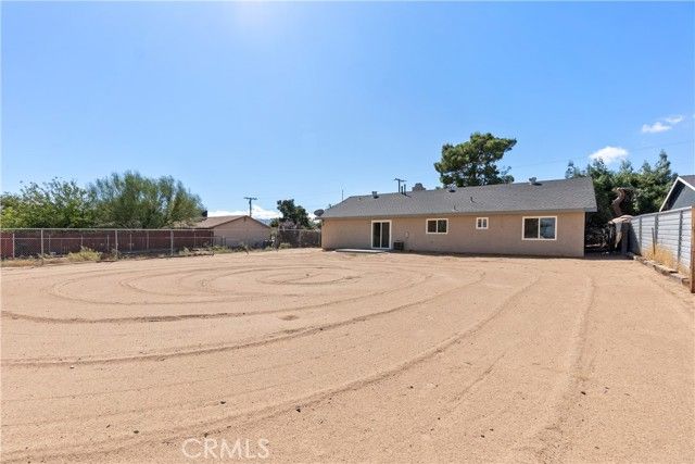 18742 Vine Street, Hesperia, CA 92345