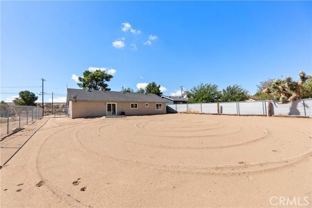 18742 Vine Street, Hesperia, CA 92345