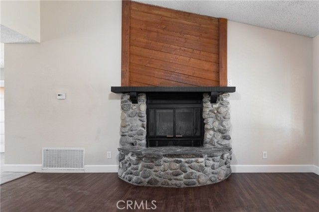 18742 Vine Street, Hesperia, CA 92345