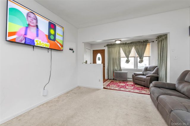 47 Murray Hill Street, Elmont, NY 11003