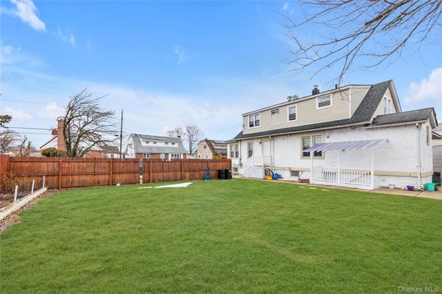 47 Murray Hill Street, Elmont, NY 11003