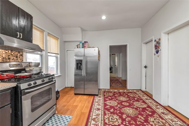 47 Murray Hill Street, Elmont, NY 11003