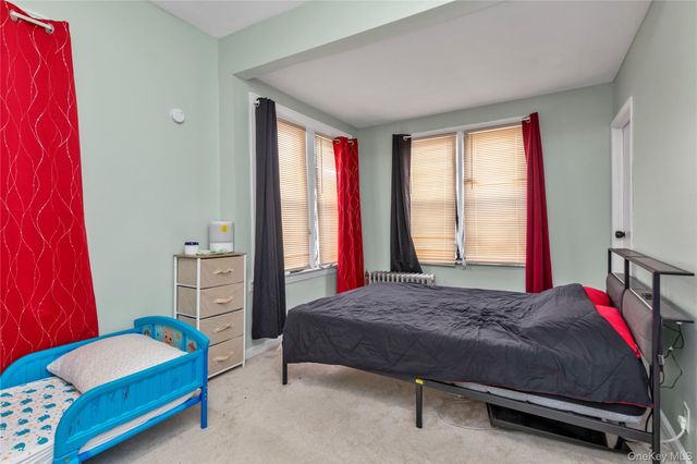 47 Murray Hill Street, Elmont, NY 11003