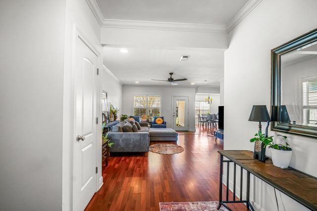 2 Montrose Ct., Hattiesburg, MS 39402