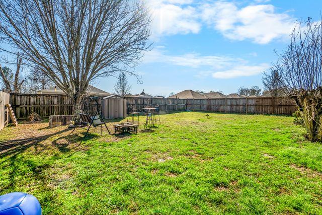 2 Montrose Ct., Hattiesburg, MS 39402