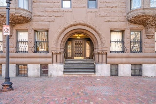 330 Dartmouth B1, Boston, MA 02116