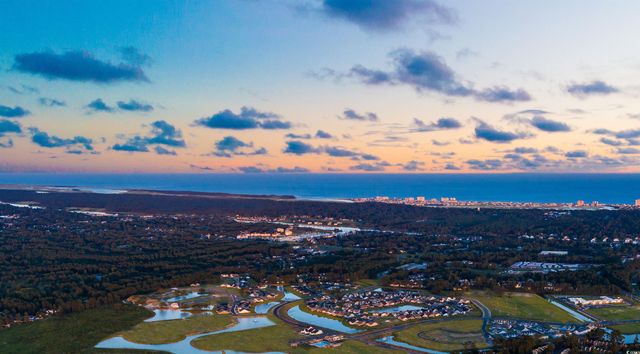 2231 Seagrape Dr., Little River, SC 29566