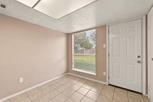 7726 Chaseview Drive, Houston, TX 77489