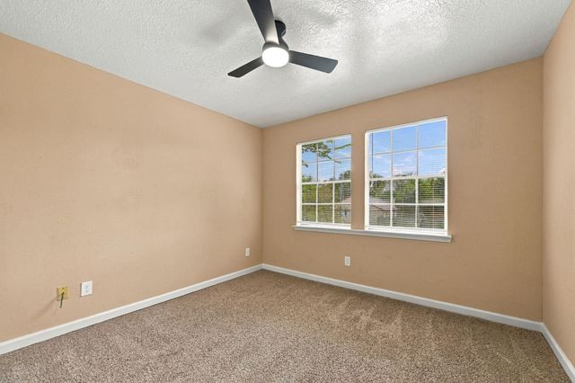 7726 Chaseview Drive, Houston, TX 77489