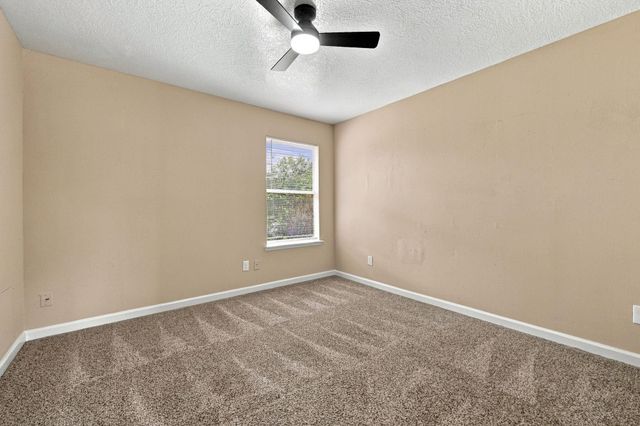 7726 Chaseview Drive, Houston, TX 77489
