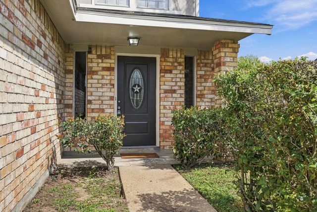 7726 Chaseview Drive, Houston, TX 77489