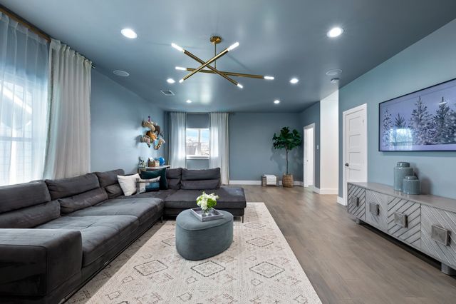 4527 Elsby Avenue, Dallas, TX 75209