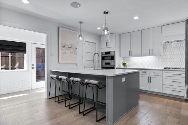 4527 Elsby Avenue, Dallas, TX 75209