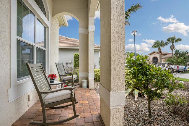 1774 Belmont Circle SW, Vero Beach, FL 32968
