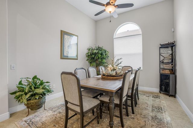 1774 Belmont Circle SW, Vero Beach, FL 32968