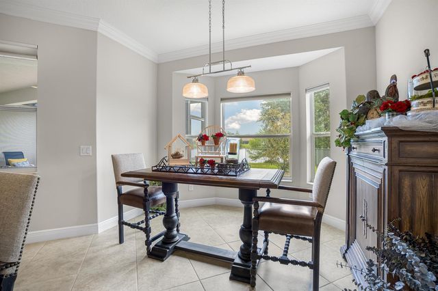 1774 Belmont Circle SW, Vero Beach, FL 32968