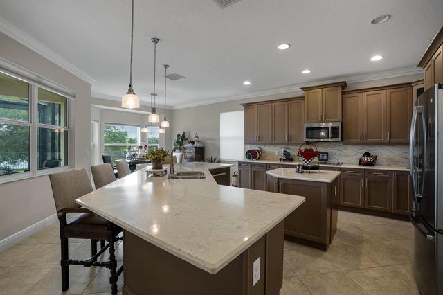 1774 Belmont Circle SW, Vero Beach, FL 32968