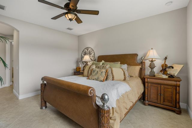 1774 Belmont Circle SW, Vero Beach, FL 32968