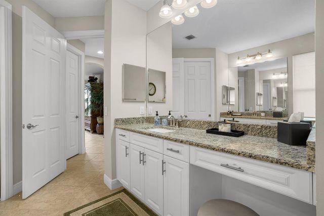 1774 Belmont Circle SW, Vero Beach, FL 32968