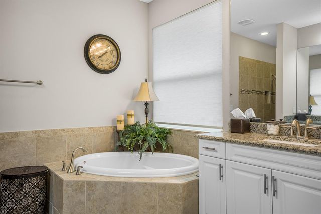 1774 Belmont Circle SW, Vero Beach, FL 32968