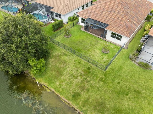 1774 Belmont Circle SW, Vero Beach, FL 32968