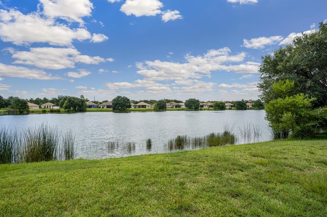 1774 Belmont Circle SW, Vero Beach, FL 32968