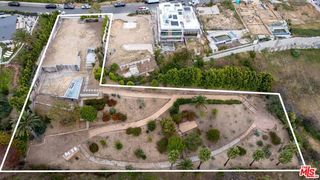 955 Enchanted Way, Pacific Palisades (los Angeles), CA 90272
