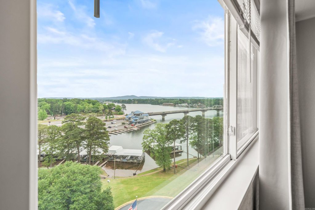 740 Weston Rd Apt 810, Hot Springs, AR 71913