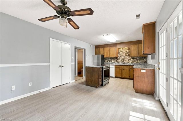 5741 Bramblegate Road M, Greensboro, NC 27409